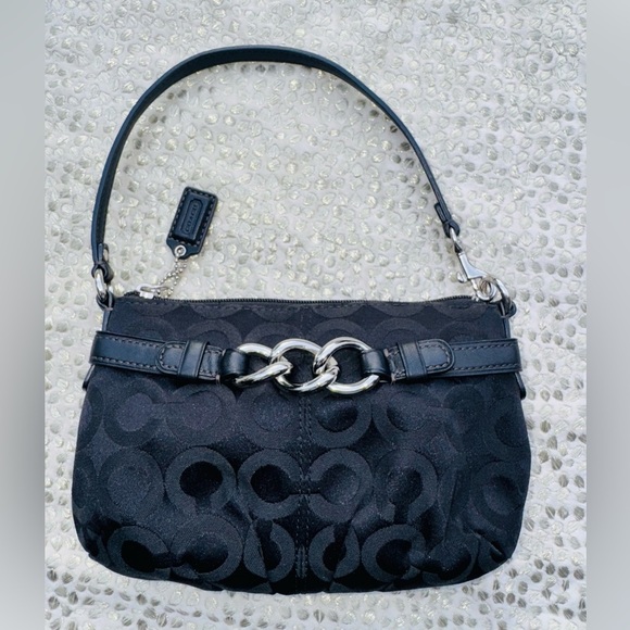 Coach Black Designer Shoulder Bag - Picture 3 of 8